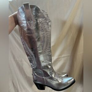 Silver Metallic Cowgirl Western Cowboy Chunky Heeled Boots Size 9